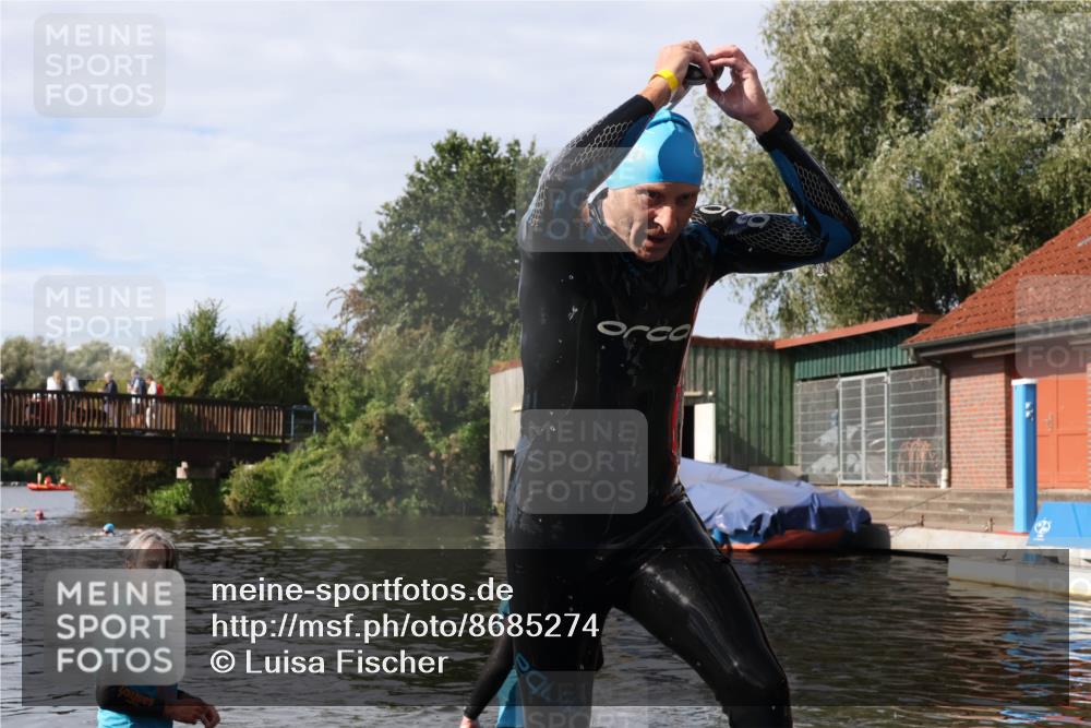 31.08.2025 - Elbe Triathlon Hamburg Luisa Fischer http://msf.ph/oto/8685274 31.08.2025 10:34:29 Schwimmen 1276, 1339 meine-sportfotos.de