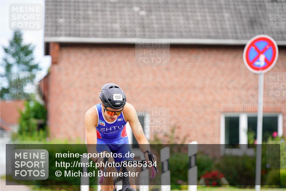 31.08.2025 - Elbe Triathlon Hamburg Michael Burmester http://msf.ph/oto/8685334 31.08.2025 14:06:59 Radfahren 153 meine-sportfotos.de