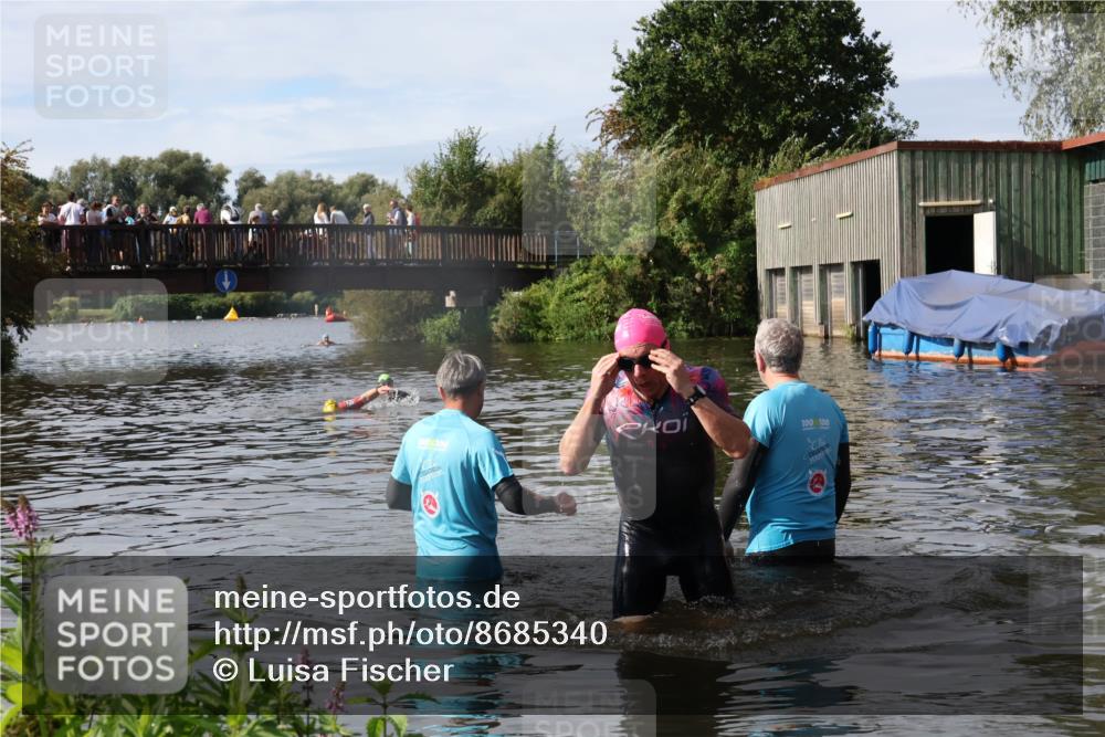 31.08.2025 - Elbe Triathlon Hamburg Luisa Fischer http://msf.ph/oto/8685340 31.08.2025 10:35:47 Schwimmen 1289 meine-sportfotos.de