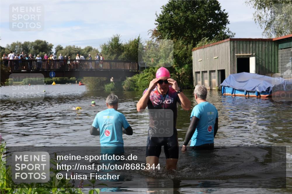 31.08.2025 - Elbe Triathlon Hamburg Luisa Fischer http://msf.ph/oto/8685344 31.08.2025 10:35:48 Schwimmen 1289 meine-sportfotos.de