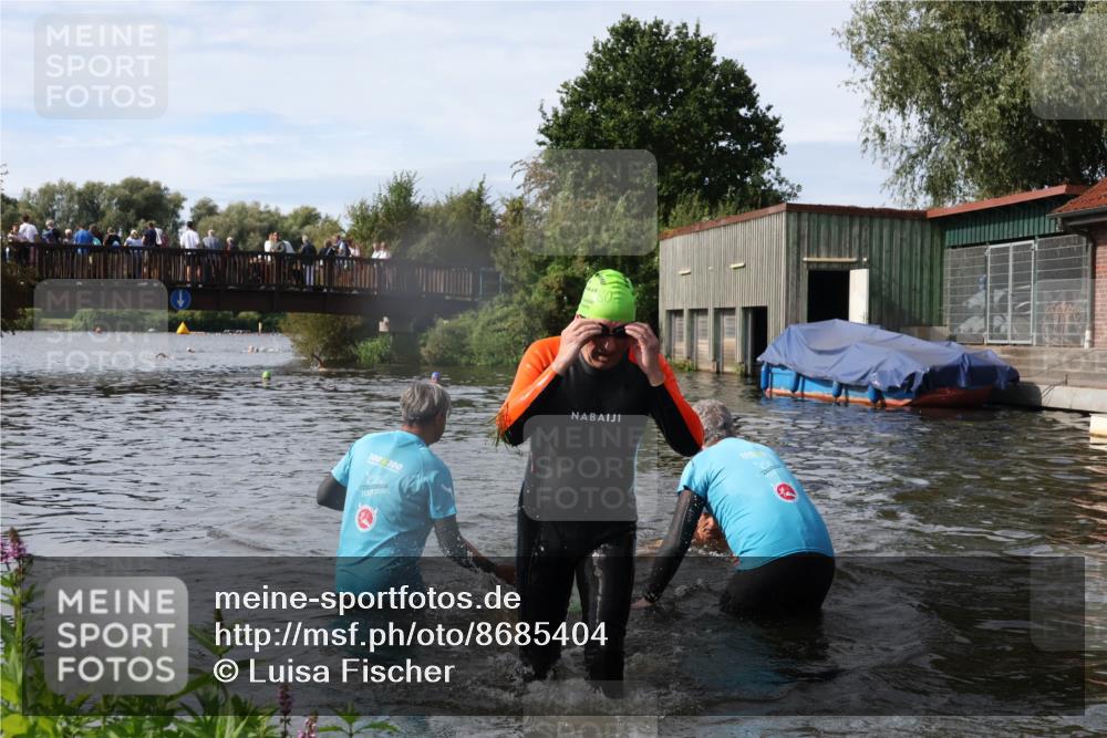 31.08.2025 - Elbe Triathlon Hamburg Luisa Fischer http://msf.ph/oto/8685404 31.08.2025 10:37:27 Schwimmen 1309, 1341, 1352, 1379, 1439 meine-sportfotos.de