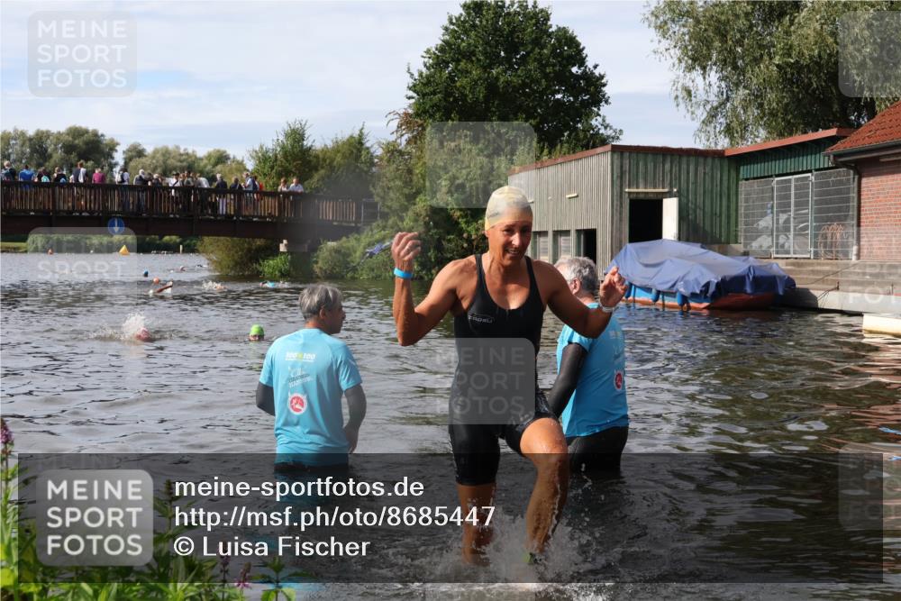 31.08.2025 - Elbe Triathlon Hamburg Luisa Fischer http://msf.ph/oto/8685447 31.08.2025 10:38:09 Schwimmen 1480 meine-sportfotos.de