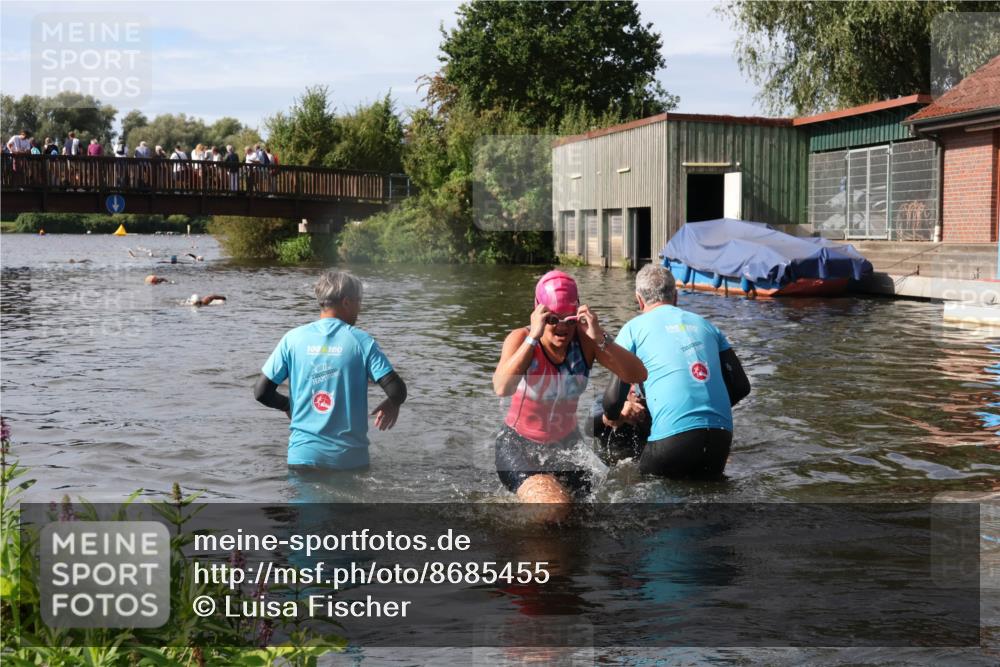 31.08.2025 - Elbe Triathlon Hamburg Luisa Fischer http://msf.ph/oto/8685455 31.08.2025 10:38:22 Schwimmen 1285, 1364 meine-sportfotos.de
