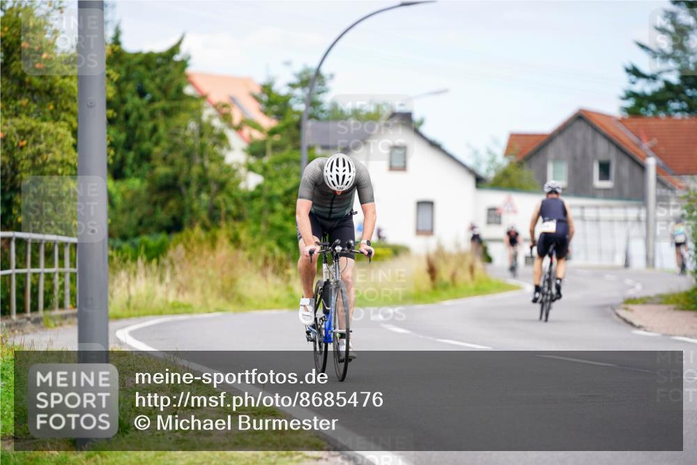 31.08.2025 - Elbe Triathlon Hamburg Michael Burmester http://msf.ph/oto/8685476 31.08.2025 14:10:33 Radfahren 135 meine-sportfotos.de