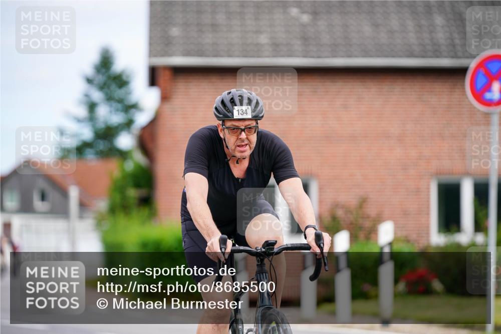 31.08.2025 - Elbe Triathlon Hamburg Michael Burmester http://msf.ph/oto/8685500 31.08.2025 14:10:43 Radfahren 134, 160 meine-sportfotos.de