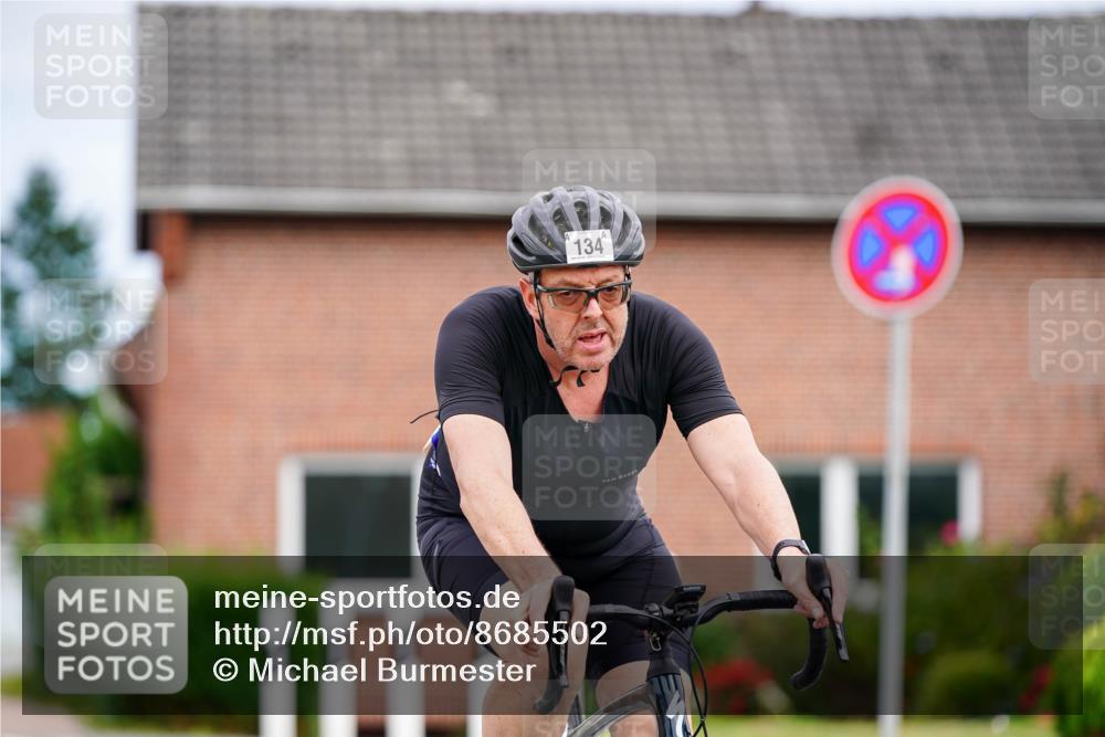 31.08.2025 - Elbe Triathlon Hamburg Michael Burmester http://msf.ph/oto/8685502 31.08.2025 14:10:43 Radfahren 134, 160 meine-sportfotos.de
