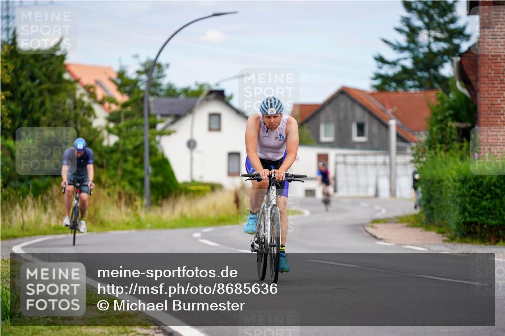 31.08.2025 - Elbe Triathlon Hamburg Michael Burmester http://msf.ph/oto/8685636 31.08.2025 14:11:45 Radfahren 163 meine-sportfotos.de