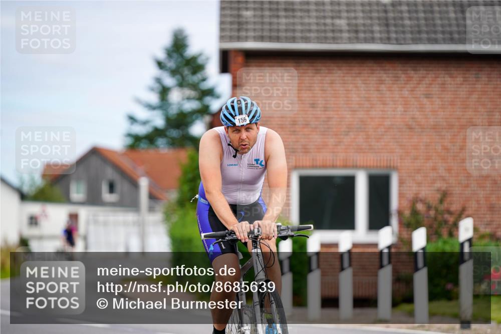 31.08.2025 - Elbe Triathlon Hamburg Michael Burmester http://msf.ph/oto/8685639 31.08.2025 14:11:46 Radfahren 163 meine-sportfotos.de