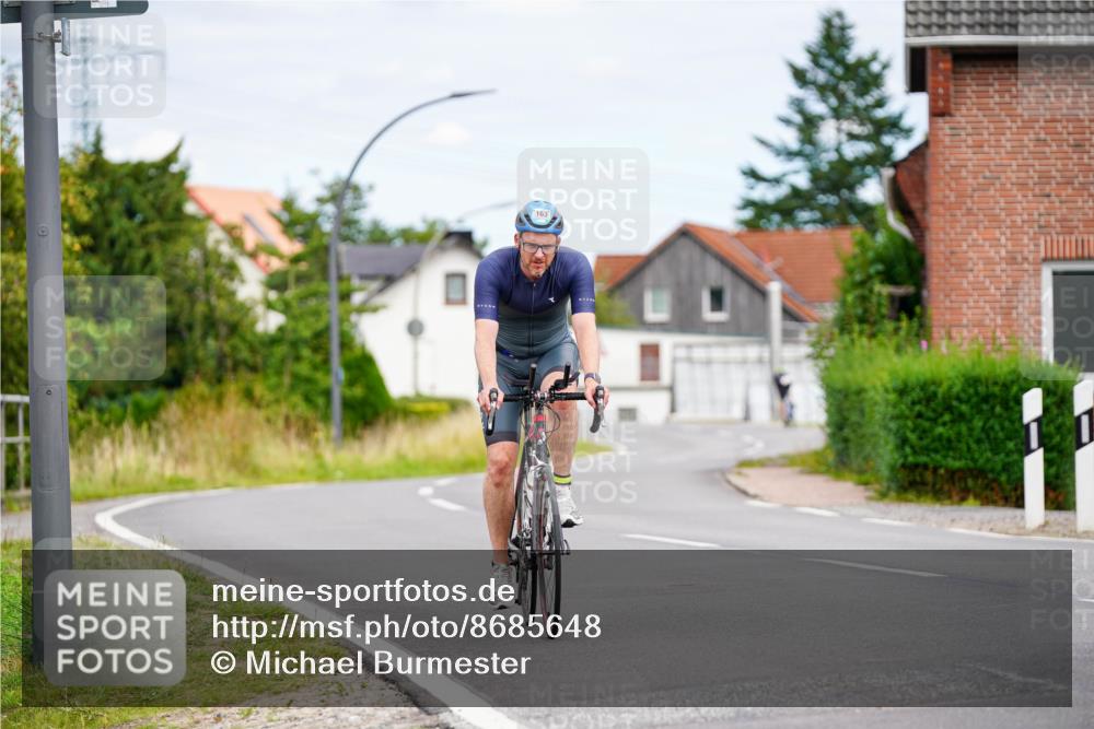 31.08.2025 - Elbe Triathlon Hamburg Michael Burmester http://msf.ph/oto/8685648 31.08.2025 14:11:47 Radfahren 163 meine-sportfotos.de