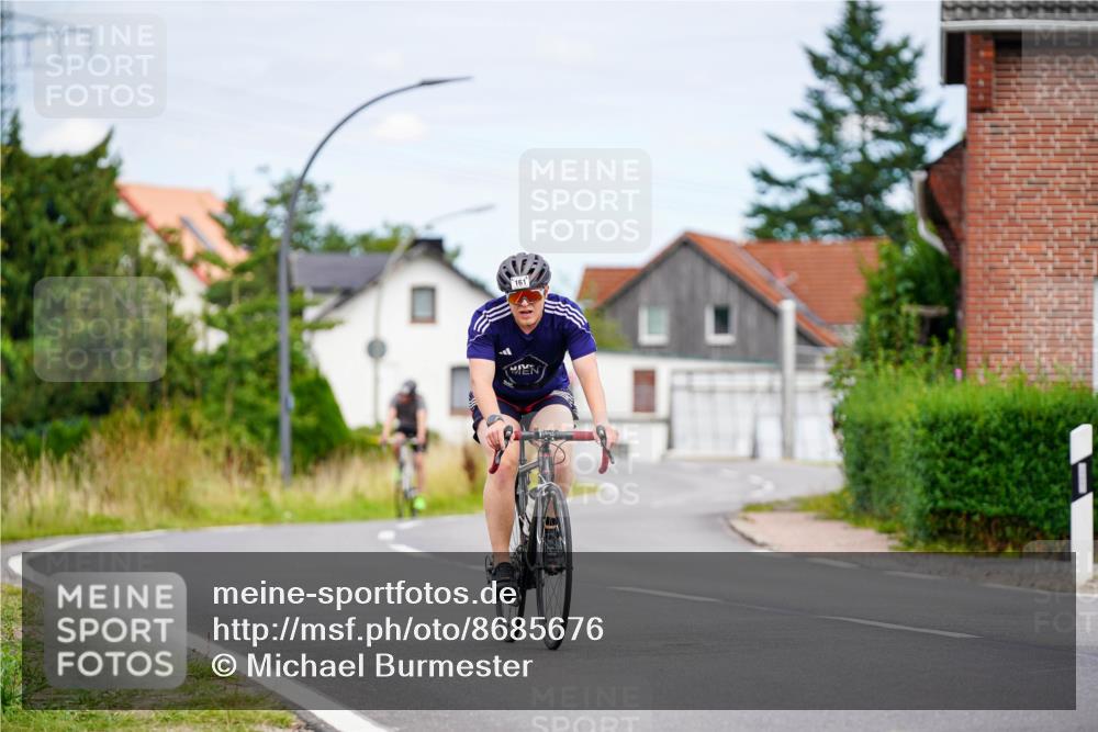 31.08.2025 - Elbe Triathlon Hamburg Michael Burmester http://msf.ph/oto/8685676 31.08.2025 14:12:02 Radfahren 161 meine-sportfotos.de