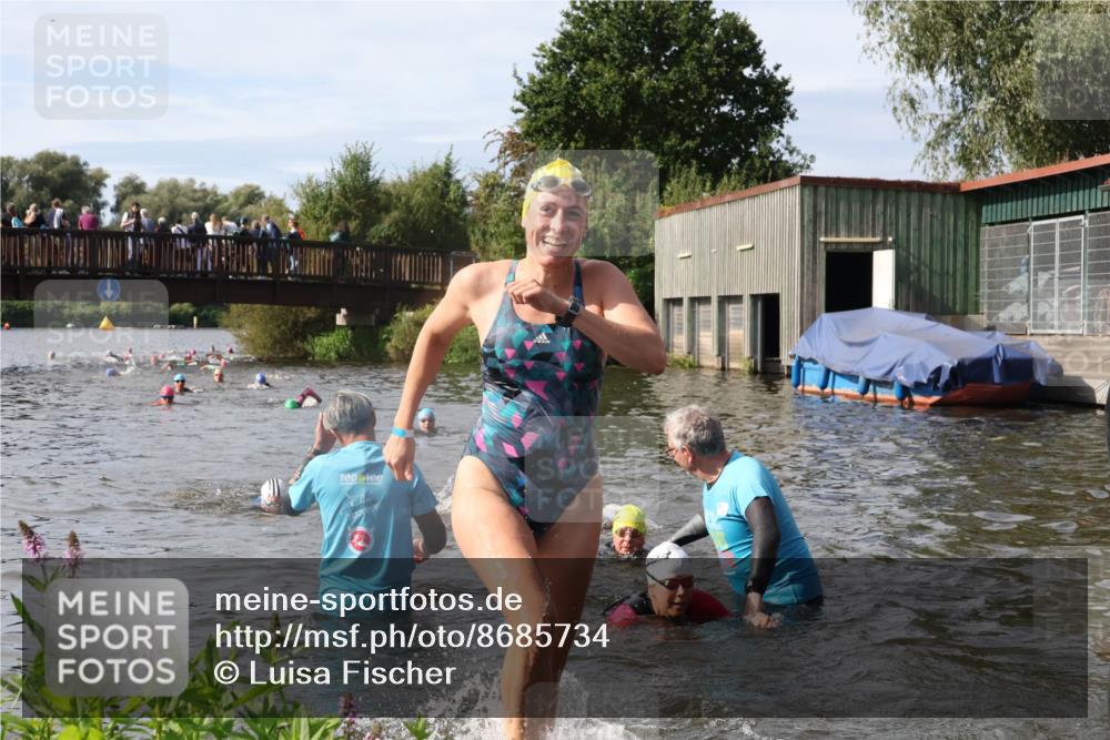 31.08.2025 - Elbe Triathlon Hamburg Luisa Fischer http://msf.ph/oto/8685734 31.08.2025 10:40:56 Schwimmen 1378, 1384, 1389, 1434, 1454, 1479, 1486 meine-sportfotos.de