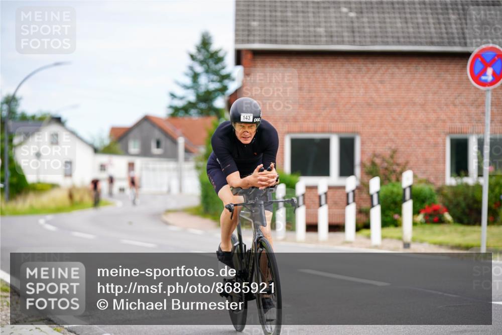31.08.2025 - Elbe Triathlon Hamburg Michael Burmester http://msf.ph/oto/8685921 31.08.2025 14:14:30 Radfahren  meine-sportfotos.de