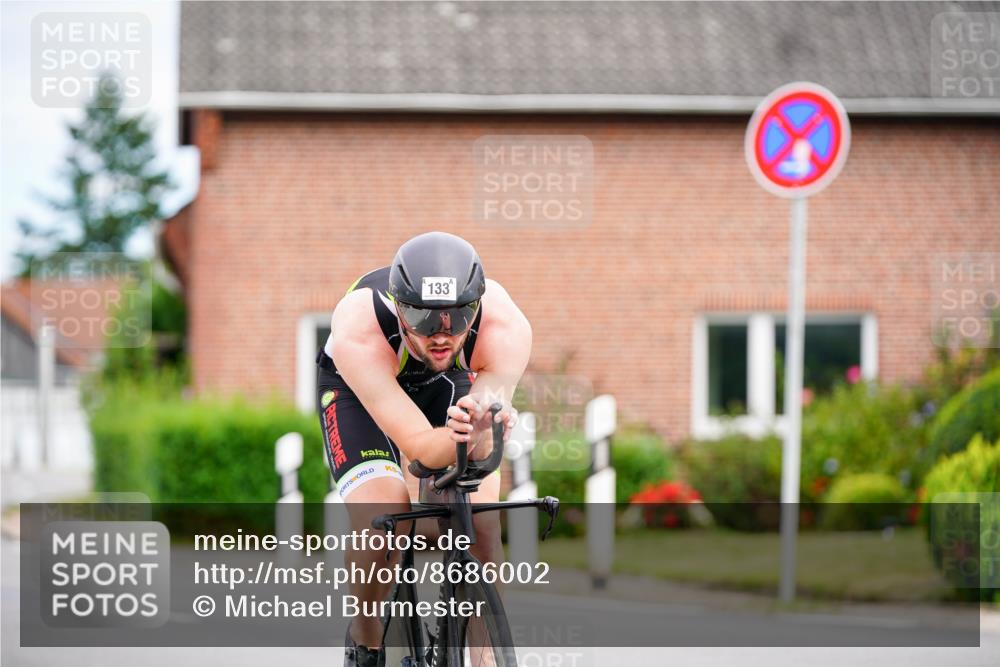 31.08.2025 - Elbe Triathlon Hamburg Michael Burmester http://msf.ph/oto/8686002 31.08.2025 14:15:18 Radfahren 136 meine-sportfotos.de