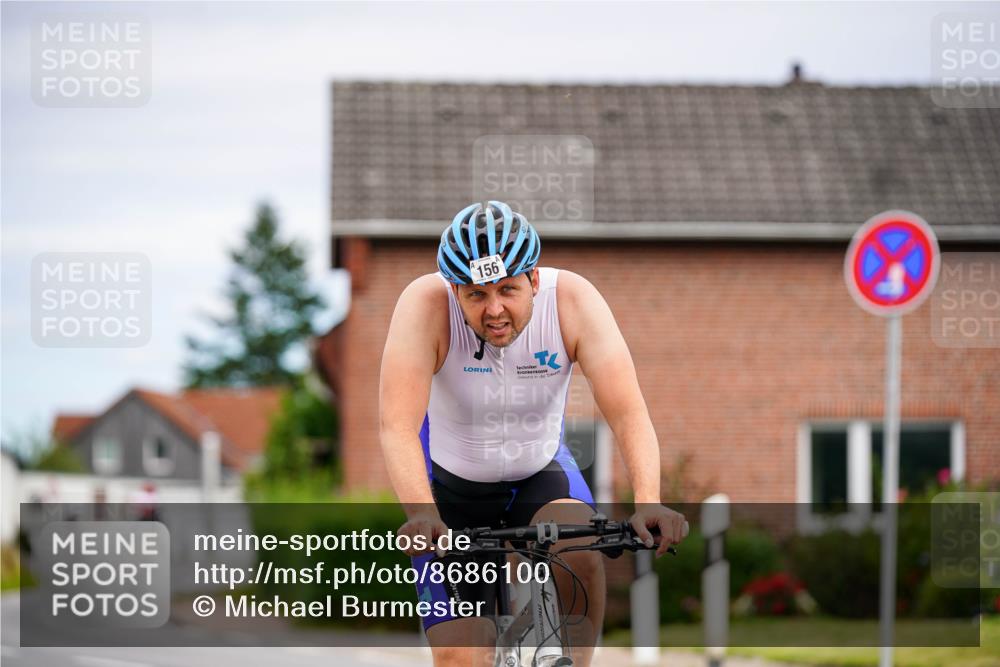31.08.2025 - Elbe Triathlon Hamburg Michael Burmester http://msf.ph/oto/8686100 31.08.2025 14:16:33 Radfahren 150, 161 meine-sportfotos.de