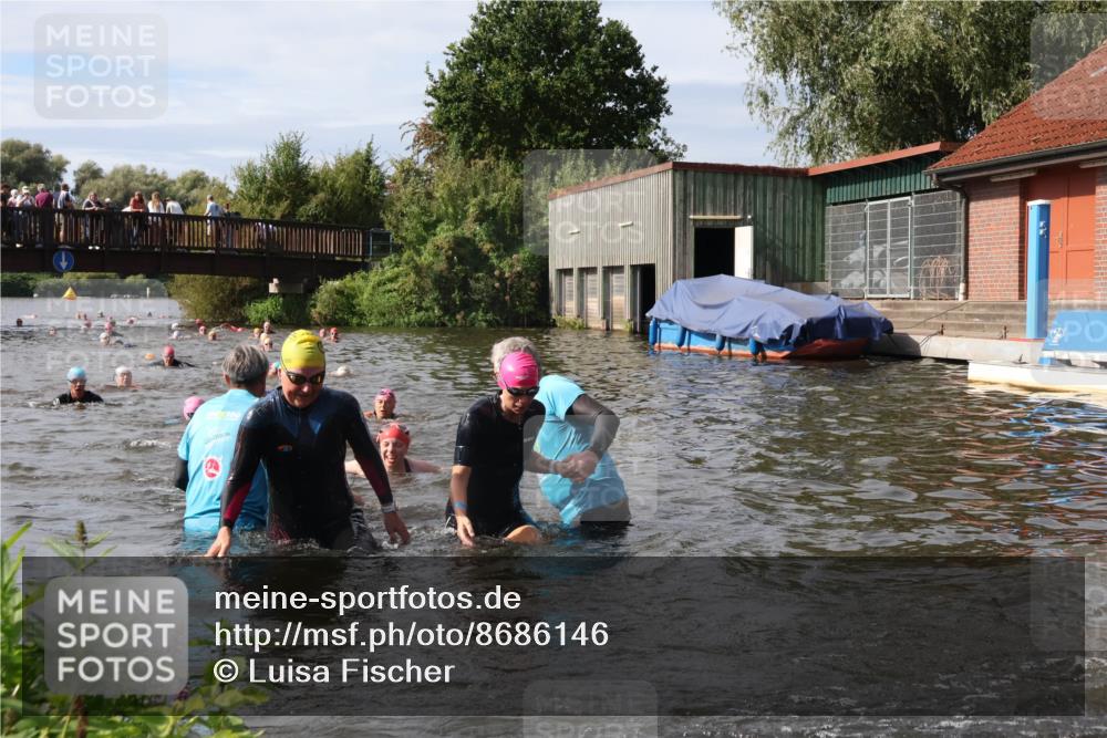 31.08.2025 - Elbe Triathlon Hamburg Luisa Fischer http://msf.ph/oto/8686146 31.08.2025 10:43:06 Schwimmen 1349, 1351, 1366, 1383, 1414, 1443, 1462, 1504 meine-sportfotos.de
