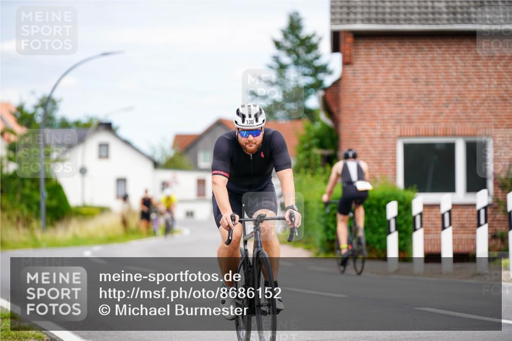 31.08.2025 - Elbe Triathlon Hamburg Michael Burmester http://msf.ph/oto/8686152 31.08.2025 14:17:10 Radfahren 130, 146 meine-sportfotos.de