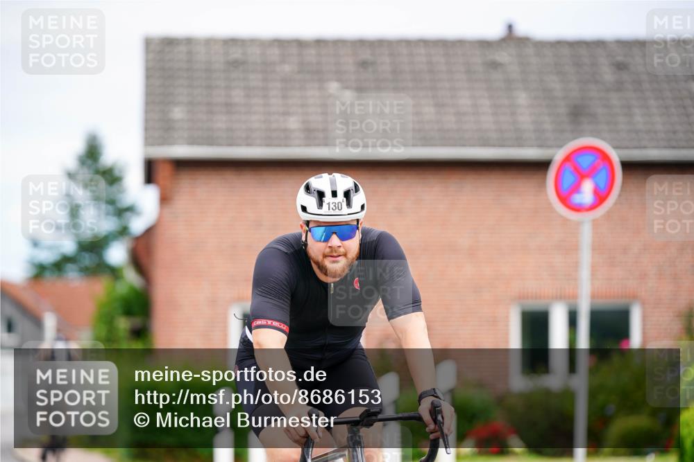 31.08.2025 - Elbe Triathlon Hamburg Michael Burmester http://msf.ph/oto/8686153 31.08.2025 14:17:10 Radfahren 130, 146 meine-sportfotos.de