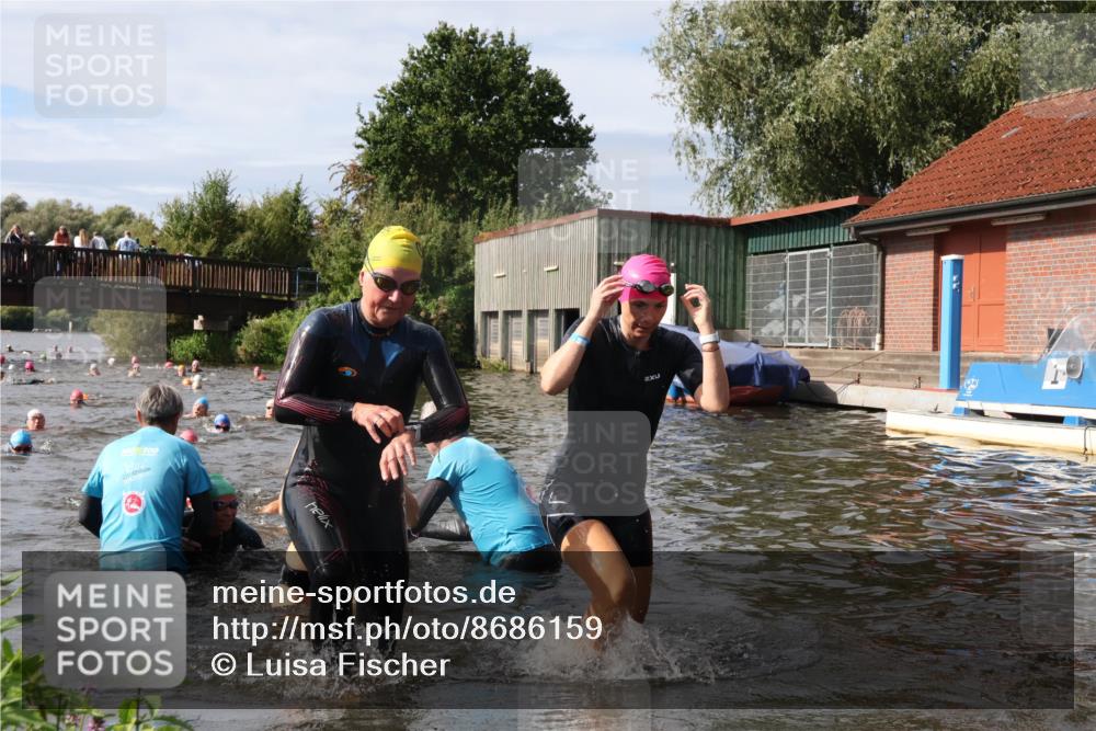 31.08.2025 - Elbe Triathlon Hamburg Luisa Fischer http://msf.ph/oto/8686159 31.08.2025 10:43:08 Schwimmen 1346, 1347, 1349, 1351, 1380, 1414, 1443, 1462, 1504 meine-sportfotos.de