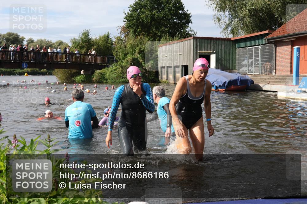 31.08.2025 - Elbe Triathlon Hamburg Luisa Fischer http://msf.ph/oto/8686186 31.08.2025 10:43:18 Schwimmen 1346, 1347, 1349, 1374, 1380, 1409, 1431, 1493 meine-sportfotos.de
