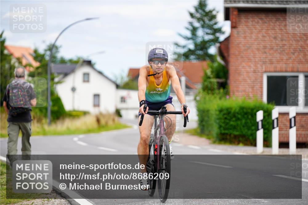 31.08.2025 - Elbe Triathlon Hamburg Michael Burmester http://msf.ph/oto/8686209 31.08.2025 14:17:49 Radfahren 155 meine-sportfotos.de