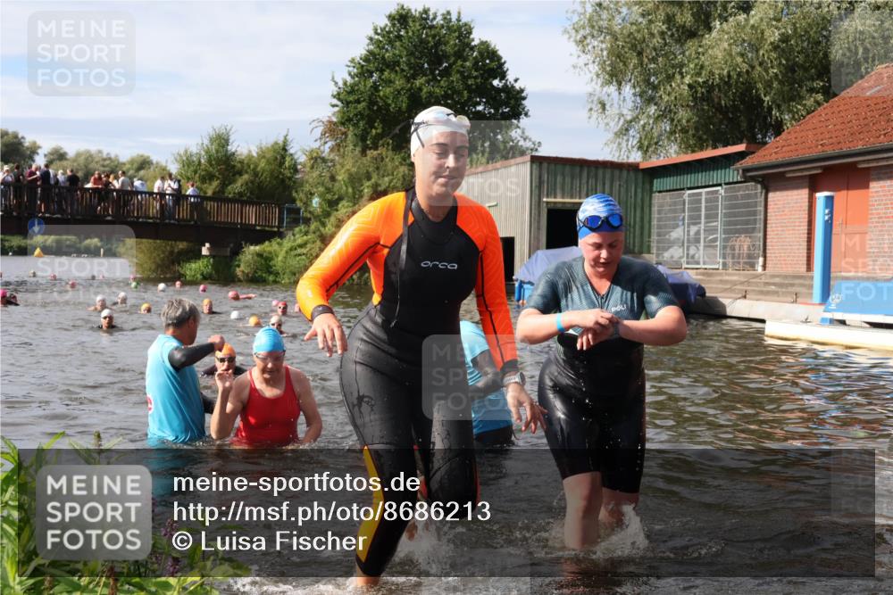 31.08.2025 - Elbe Triathlon Hamburg Luisa Fischer http://msf.ph/oto/8686213 31.08.2025 10:43:28 Schwimmen 1363, 1369, 1409, 1431, 1438, 1466, 1507 meine-sportfotos.de
