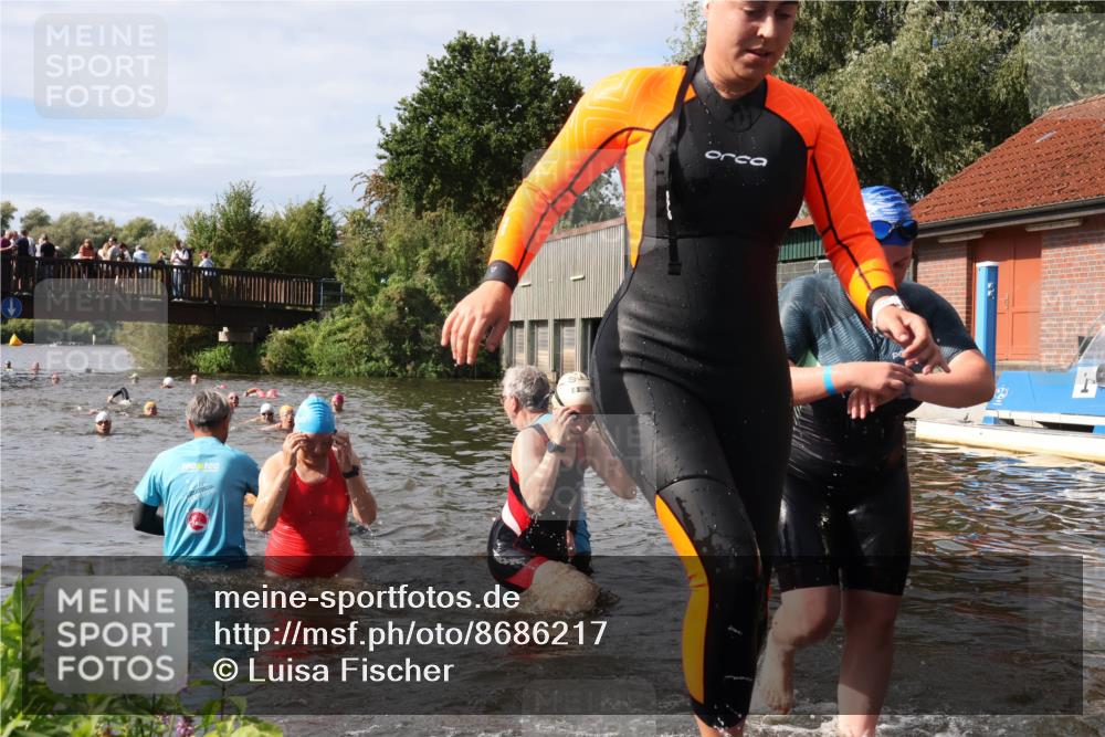 31.08.2025 - Elbe Triathlon Hamburg Luisa Fischer http://msf.ph/oto/8686217 31.08.2025 10:43:29 Schwimmen 1363, 1369, 1409, 1438, 1466, 1476, 1507 meine-sportfotos.de