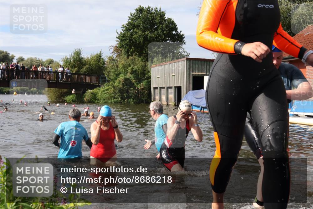 31.08.2025 - Elbe Triathlon Hamburg Luisa Fischer http://msf.ph/oto/8686218 31.08.2025 10:43:29 Schwimmen 1363, 1369, 1409, 1438, 1466, 1476, 1507 meine-sportfotos.de