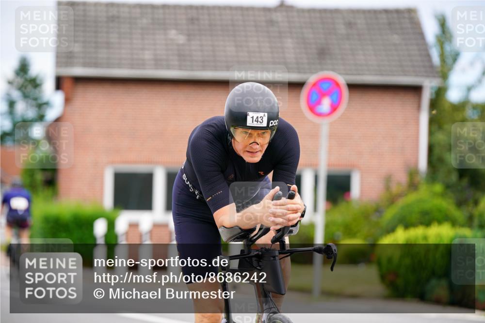 31.08.2025 - Elbe Triathlon Hamburg Michael Burmester http://msf.ph/oto/8686242 31.08.2025 14:18:40 Radfahren 143, 156 meine-sportfotos.de