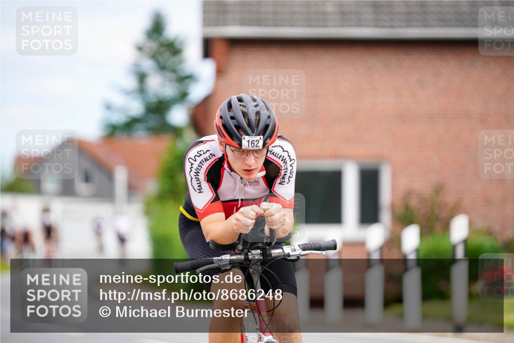 31.08.2025 - Elbe Triathlon Hamburg Michael Burmester http://msf.ph/oto/8686248 31.08.2025 14:18:49 Radfahren 162 meine-sportfotos.de