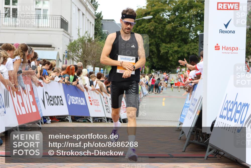 31.08.2025 - 21. Blankeneser Heldenlauf Strokosch-Dieckow http://msf.ph/oto/8686268 31.08.2025 11:59:58 Ziel 5346, 5804 meine-sportfotos.de