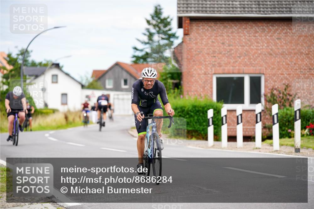 31.08.2025 - Elbe Triathlon Hamburg Michael Burmester http://msf.ph/oto/8686284 31.08.2025 14:19:18 Radfahren 151 meine-sportfotos.de