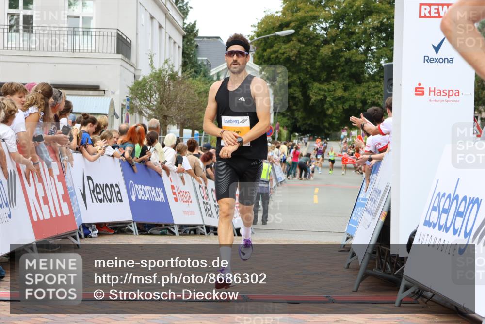 31.08.2025 - 21. Blankeneser Heldenlauf Strokosch-Dieckow http://msf.ph/oto/8686302 31.08.2025 11:59:58 Ziel 5346, 5804 meine-sportfotos.de