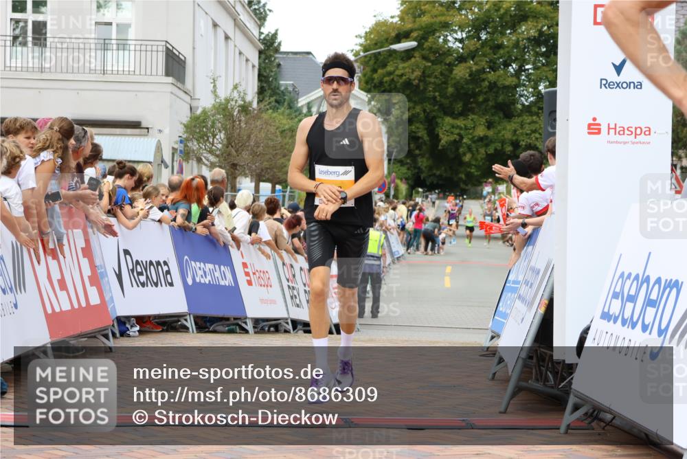 31.08.2025 - 21. Blankeneser Heldenlauf Strokosch-Dieckow http://msf.ph/oto/8686309 31.08.2025 11:59:57 Ziel 5346, 5804 meine-sportfotos.de