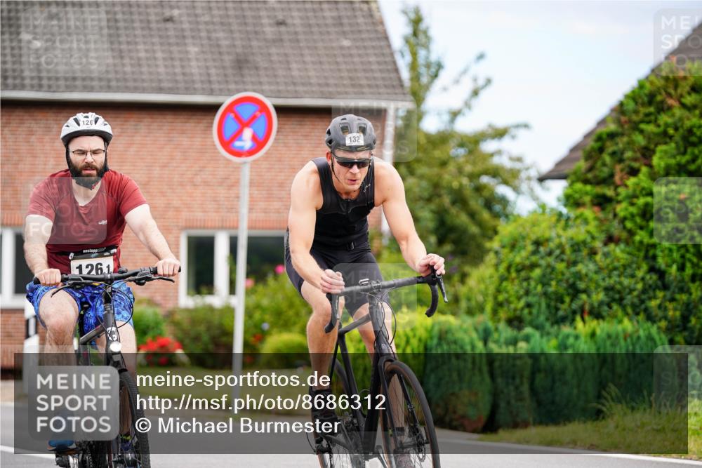 31.08.2025 - Elbe Triathlon Hamburg Michael Burmester http://msf.ph/oto/8686312 31.08.2025 14:19:27 Radfahren 126, 132, 142 meine-sportfotos.de