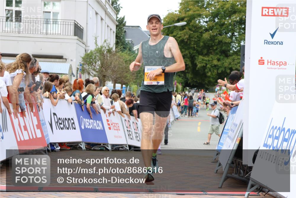 31.08.2025 - 21. Blankeneser Heldenlauf Strokosch-Dieckow http://msf.ph/oto/8686316 31.08.2025 11:59:55 Ziel 5346, 5804 meine-sportfotos.de