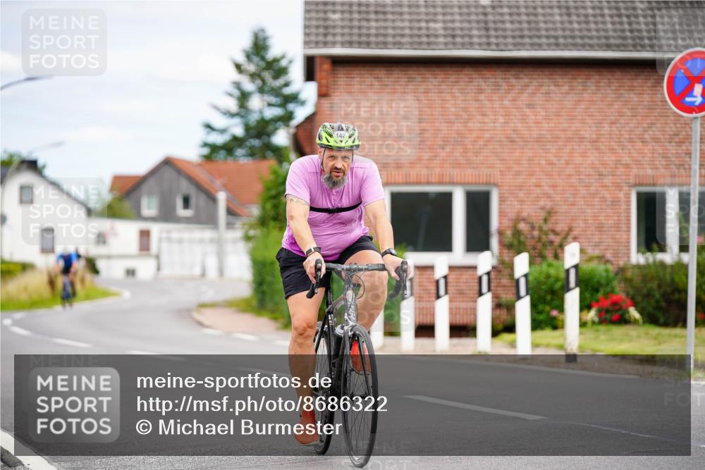 31.08.2025 - Elbe Triathlon Hamburg Michael Burmester http://msf.ph/oto/8686322 31.08.2025 14:19:30 Radfahren 123, 126, 127, 132, 142 meine-sportfotos.de