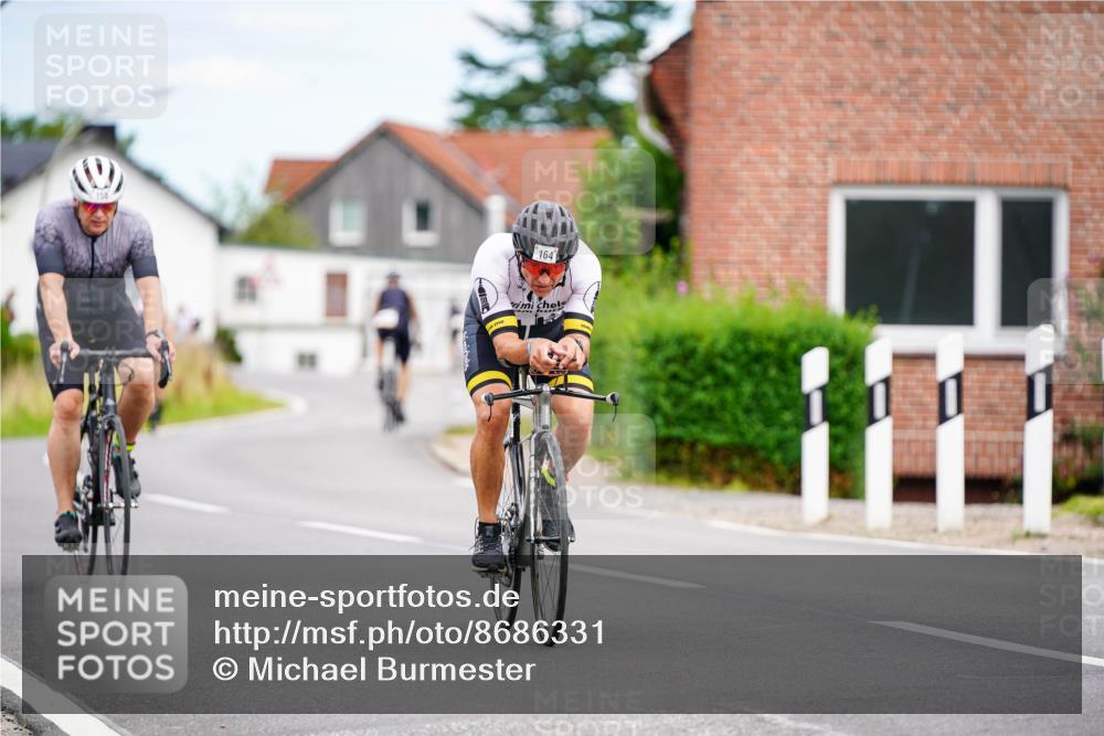 31.08.2025 - Elbe Triathlon Hamburg Michael Burmester http://msf.ph/oto/8686331 31.08.2025 14:19:51 Radfahren 158, 164 meine-sportfotos.de