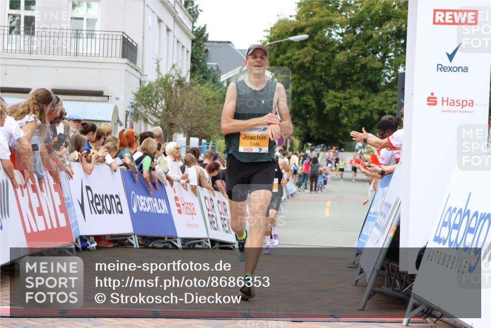 31.08.2025 - 21. Blankeneser Heldenlauf Strokosch-Dieckow http://msf.ph/oto/8686353 31.08.2025 11:59:54 Ziel 5346, 5804 meine-sportfotos.de