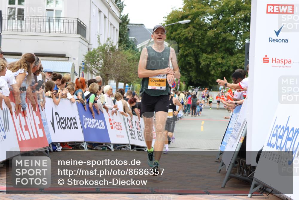 31.08.2025 - 21. Blankeneser Heldenlauf Strokosch-Dieckow http://msf.ph/oto/8686357 31.08.2025 11:59:54 Ziel 5346, 5804 meine-sportfotos.de