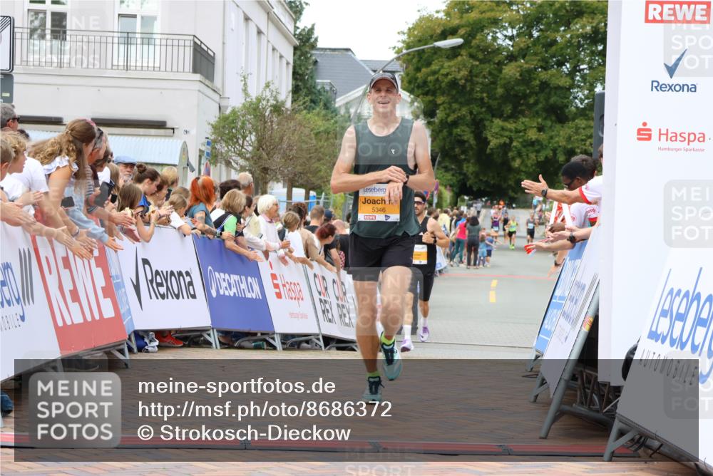 31.08.2025 - 21. Blankeneser Heldenlauf Strokosch-Dieckow http://msf.ph/oto/8686372 31.08.2025 11:59:54 Ziel 5346, 5804 meine-sportfotos.de