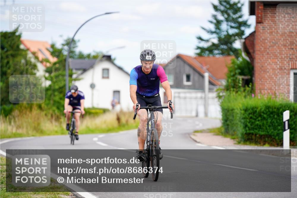31.08.2025 - Elbe Triathlon Hamburg Michael Burmester http://msf.ph/oto/8686374 31.08.2025 14:21:04 Radfahren 131, 150, 161 meine-sportfotos.de