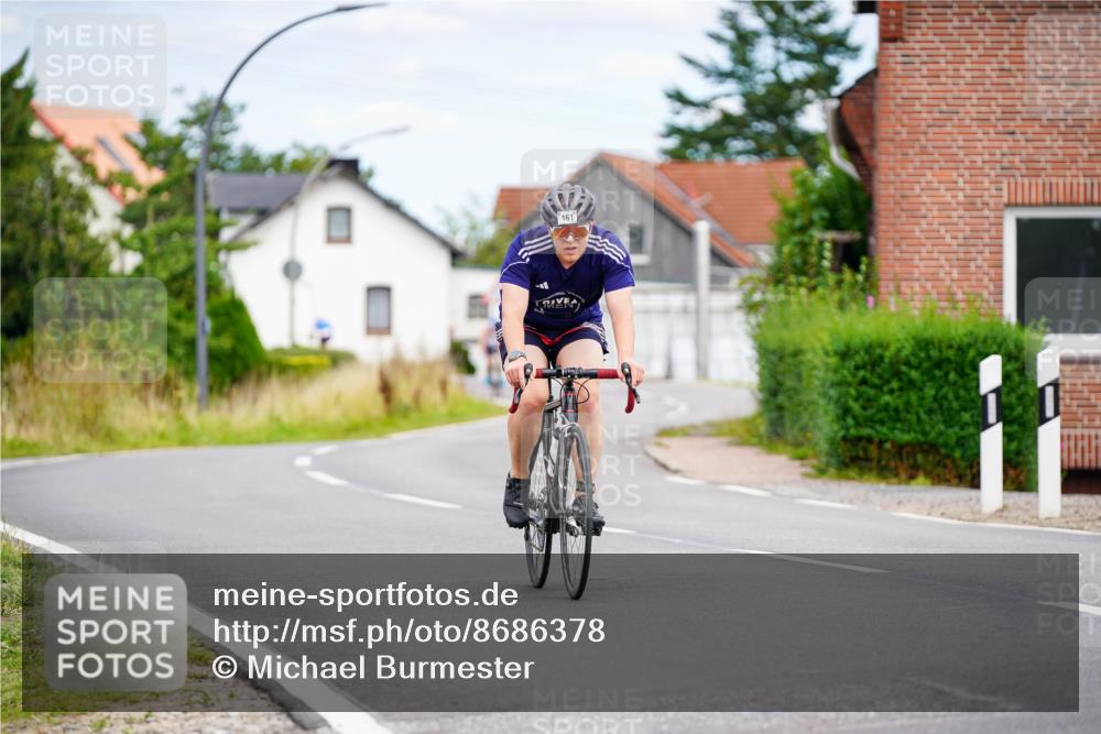 31.08.2025 - Elbe Triathlon Hamburg Michael Burmester http://msf.ph/oto/8686378 31.08.2025 14:21:06 Radfahren 150, 161 meine-sportfotos.de
