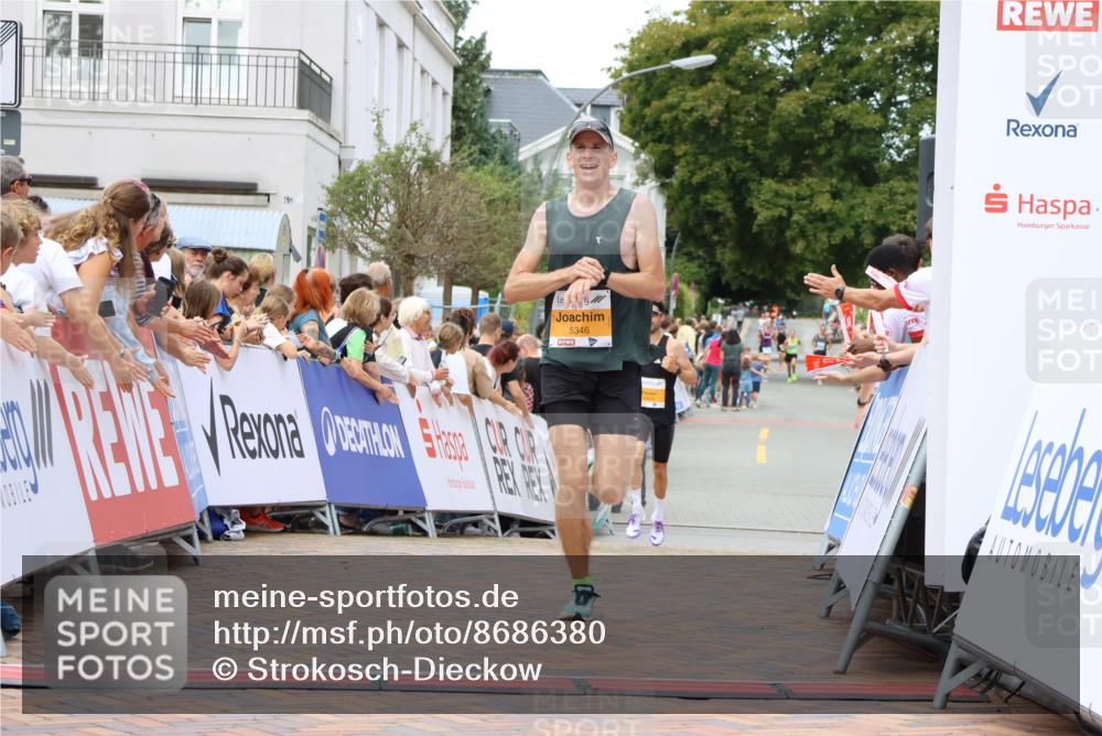 31.08.2025 - 21. Blankeneser Heldenlauf Strokosch-Dieckow http://msf.ph/oto/8686380 31.08.2025 11:59:54 Ziel 5346, 5804 meine-sportfotos.de