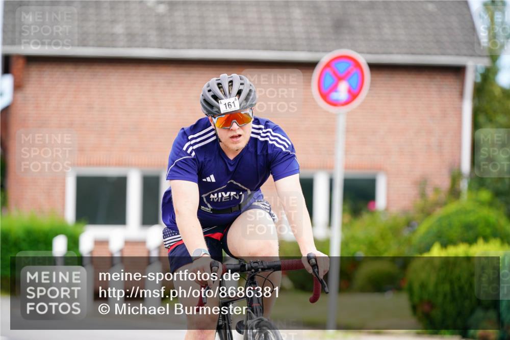 31.08.2025 - Elbe Triathlon Hamburg Michael Burmester http://msf.ph/oto/8686381 31.08.2025 14:21:07 Radfahren 150, 161 meine-sportfotos.de