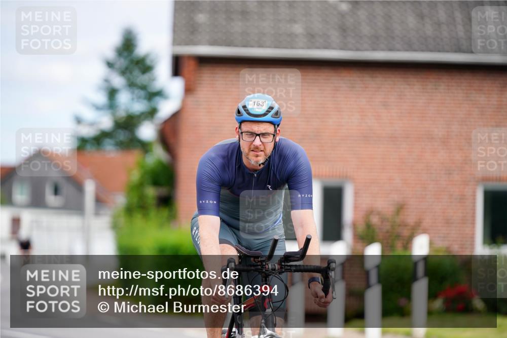 31.08.2025 - Elbe Triathlon Hamburg Michael Burmester http://msf.ph/oto/8686394 31.08.2025 14:21:38 Radfahren 163 meine-sportfotos.de