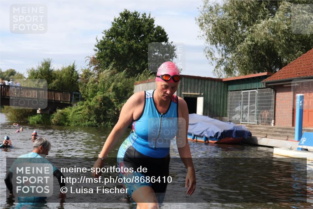 31.08.2025 - Elbe Triathlon Hamburg Luisa Fischer http://msf.ph/oto/8686410 31.08.2025 10:45:01 Schwimmen 1420, 1423, 1455, 1463, 1468 meine-sportfotos.de