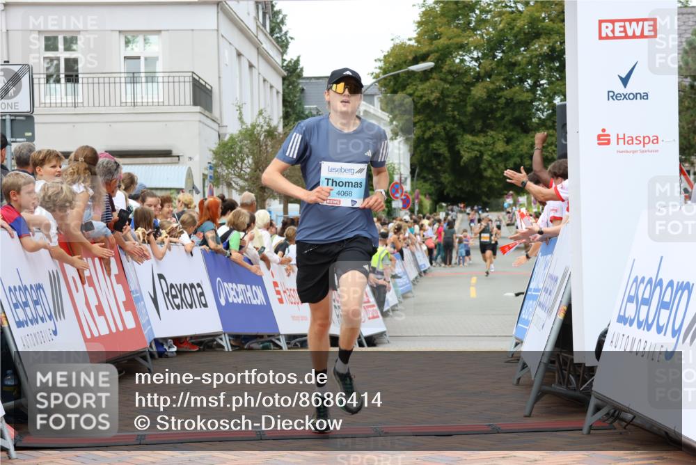 31.08.2025 - 21. Blankeneser Heldenlauf Strokosch-Dieckow http://msf.ph/oto/8686414 31.08.2025 11:59:45 Ziel 5694, 4068 meine-sportfotos.de