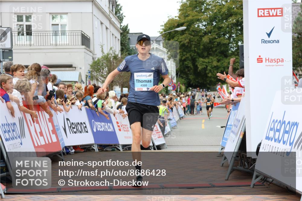 31.08.2025 - 21. Blankeneser Heldenlauf Strokosch-Dieckow http://msf.ph/oto/8686428 31.08.2025 11:59:45 Ziel 5694, 4068 meine-sportfotos.de