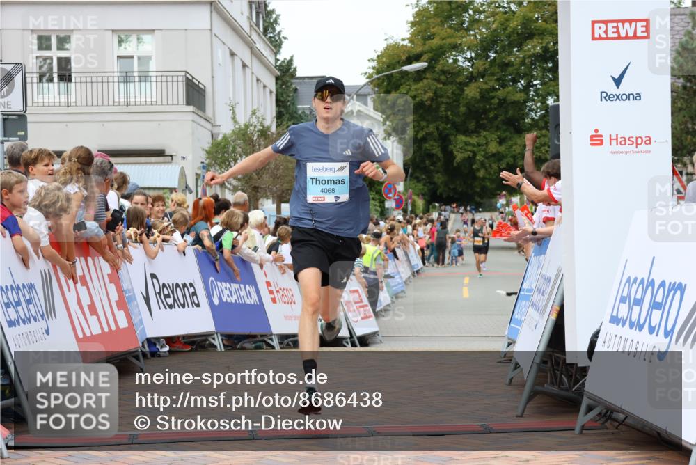 31.08.2025 - 21. Blankeneser Heldenlauf Strokosch-Dieckow http://msf.ph/oto/8686438 31.08.2025 11:59:45 Ziel 5694, 4068 meine-sportfotos.de