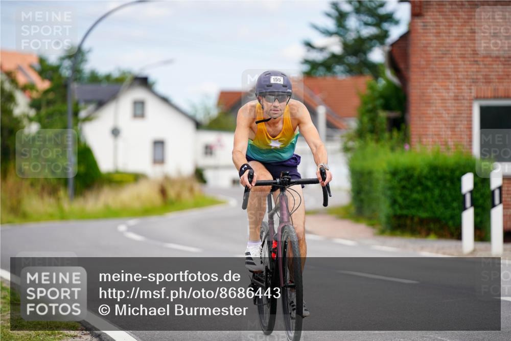 31.08.2025 - Elbe Triathlon Hamburg Michael Burmester http://msf.ph/oto/8686443 31.08.2025 14:22:30 Radfahren 155 meine-sportfotos.de